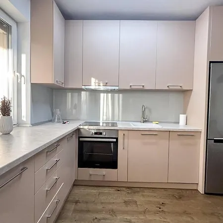 Sunshine Luxury Private Parking